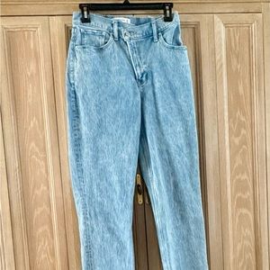 Abercrombie & Fitch The '90s Straight Ultra High Rise Jeans Size 27